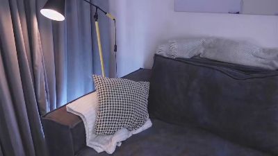 IleenSenosk live cam on Cam4