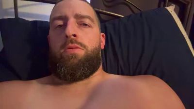 Ilovetooeat live cam on Cam4