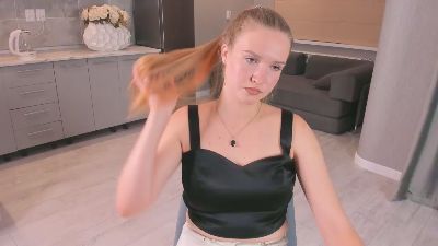 IlseMacchio live cam on Cam4