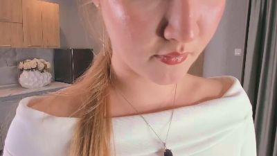 IlseMacchio live cam on Cam4