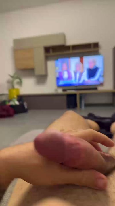 Iltuopadrone_95 live cam on Cam4