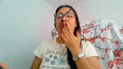 Im_Alma_ live cam on Cam4