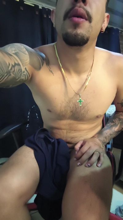 Im_massimo777 live cam on Cam4