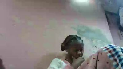 Inahsia02 live cam on Cam4