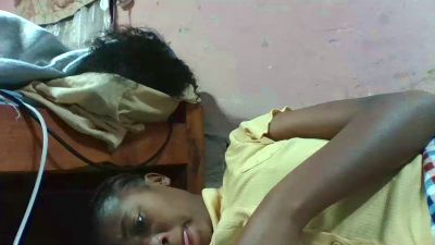 Inahsia02 live cam on Cam4
