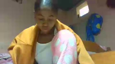 Inahsia02 live cam on Cam4