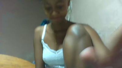 Inahsia02 live cam on Cam4
