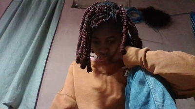 Inahsia02 live cam on Cam4