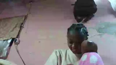 Inahsia02 live cam on Cam4