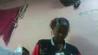 Inahsia02 live cam on Cam4