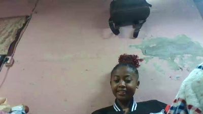 Inahsia02 live cam on Cam4