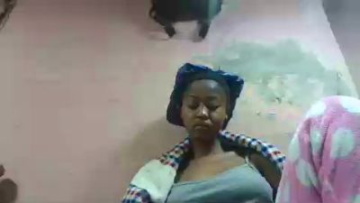 Inahsia02 live cam on Cam4