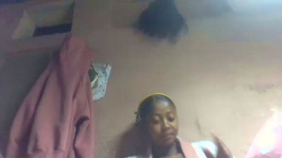 Inahsia02 live cam on Cam4
