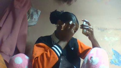 Inahsia02 live cam on Cam4