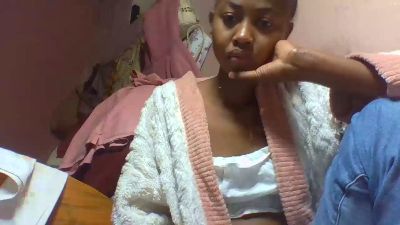 Inahsia02 live cam on Cam4
