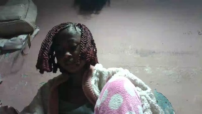 Inahsia02 live cam on Cam4