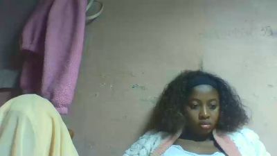 Inahsia02 live cam on Cam4