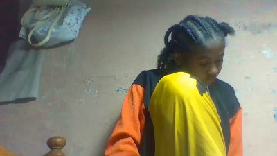 Inahsia02 live cam on Cam4