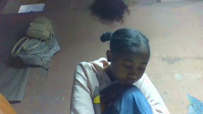 Inahsia02 live cam on Cam4
