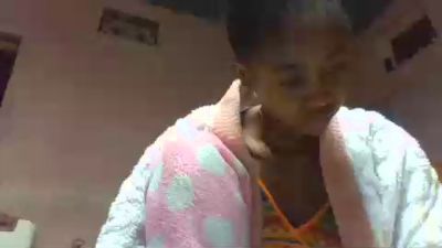Inahsia02 live cam on Cam4