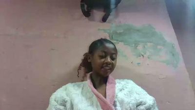 Inahsia02 live cam on Cam4