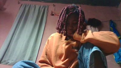 Inahsia02 live cam on Cam4