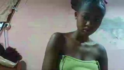 Inahsia02 live cam on Cam4