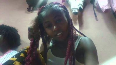 Inahsia02 live cam on Cam4