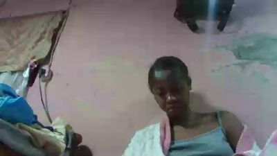Inahsia02 live cam on Cam4