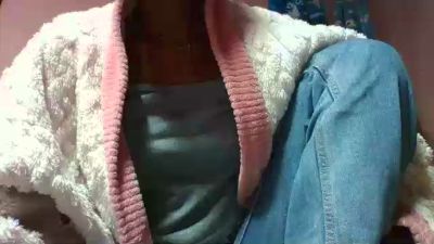 Inahsia02 live cam on Cam4