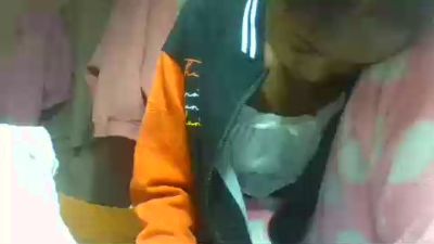Inahsia02 live cam on Cam4