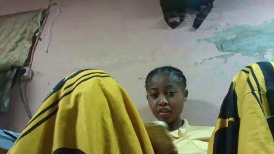 Inahsia02 live cam on Cam4