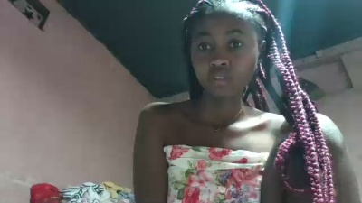 Inahsia02 live cam on Cam4
