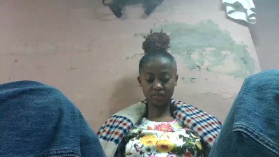 Inahsia02 live cam on Cam4