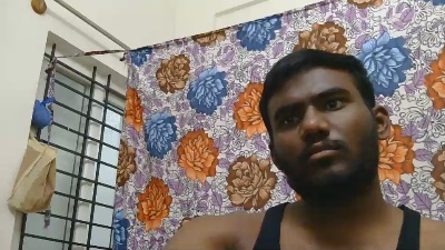 IndianBull_8 live cam on Cam4