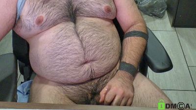IndianaBear live cam on Cam4