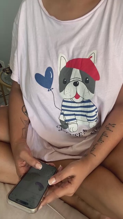 Indianbutterxo live cam on Cam4