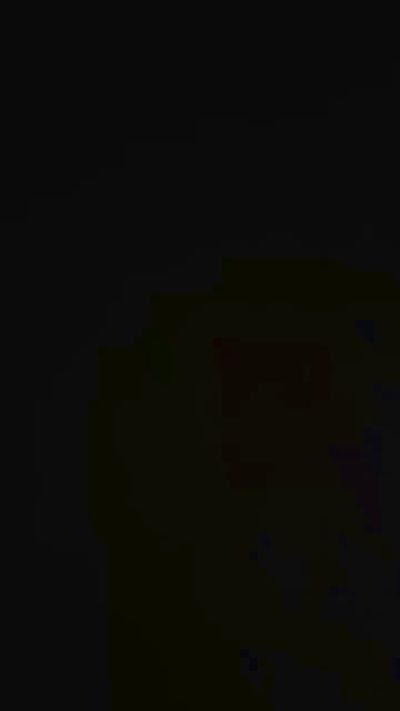 Ines1998 live cam on Cam4