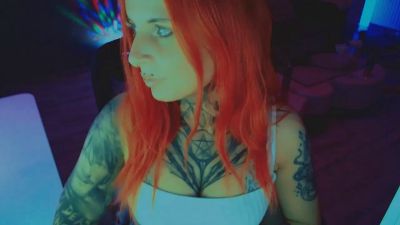 InesDesire live cam on Cam4