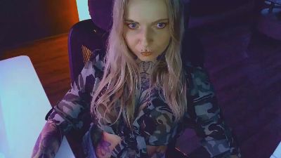 InesDesire live cam on Cam4