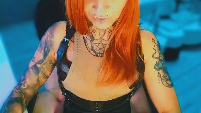 InesDesire live cam on Cam4