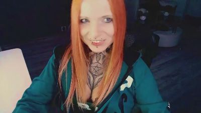 InesDesire live cam on Cam4