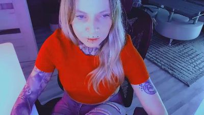InesDesire live cam on Cam4