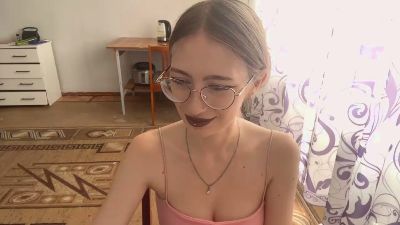 InesForehand live cam on Cam4