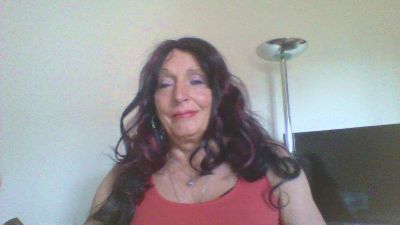 Inesfotze live cam on Cam4