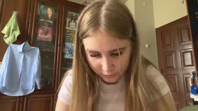 InezMorawa live cam on Cam4