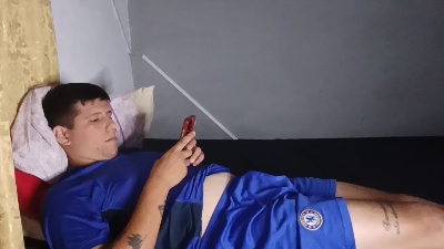 Infalible live cam on Cam4