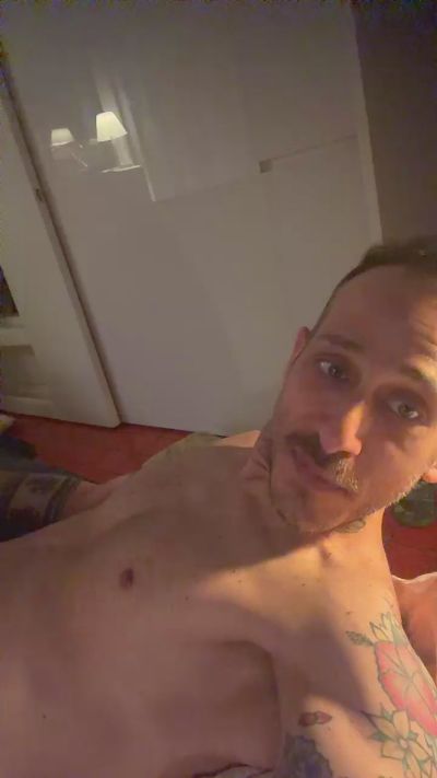 Infestacon live cam on Cam4