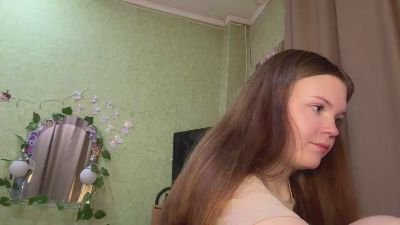 IngeborgPesin live cam on Cam4