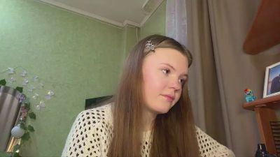 IngeborgPesin live cam on Cam4